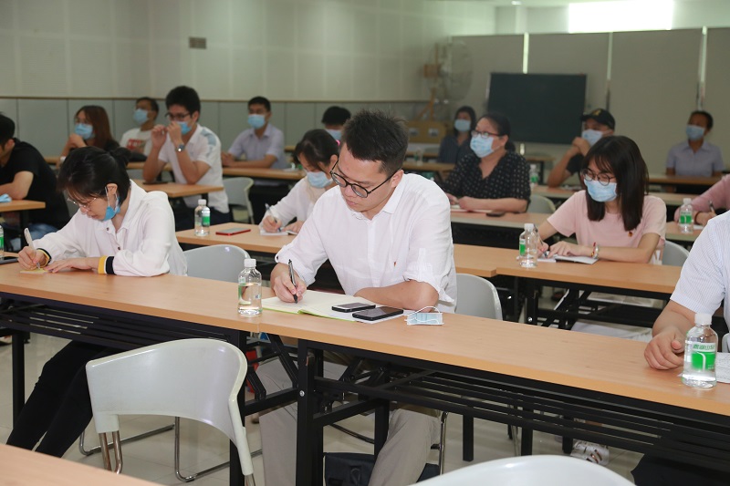 黄播
组织开展青年理论学习小组集中学习活动.JPG