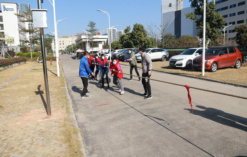 黄播
社会福利院举行“激扬少年，绽放活力”迎新趣味运动会活动2.png