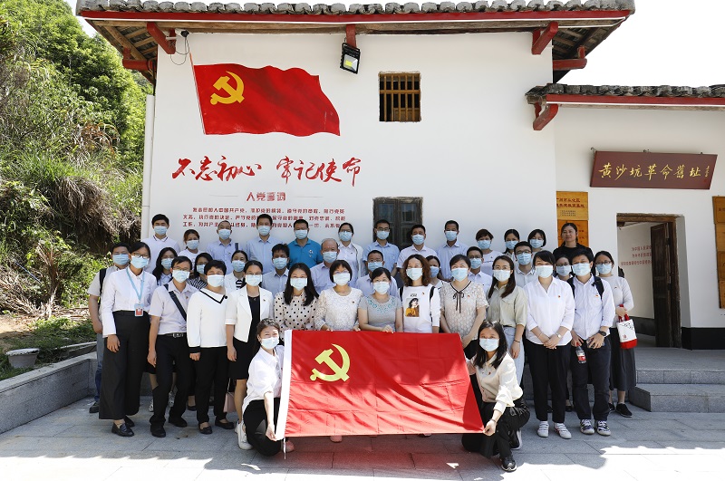 黄播
老人院党委举办理论学习中心组学习暨党史学习教育专题研讨班.jpg