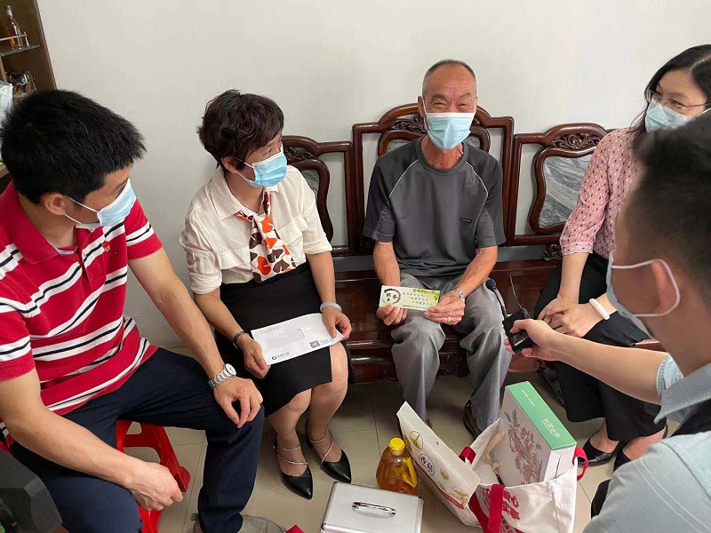 我为群众办实事：黄播
社会救助处党支部发动社会力量助力越秀区大塘街“双微”行动3.png