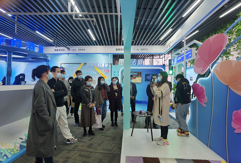 黄播
社会组织管理局组织参加融媒体普法活动3.jpg